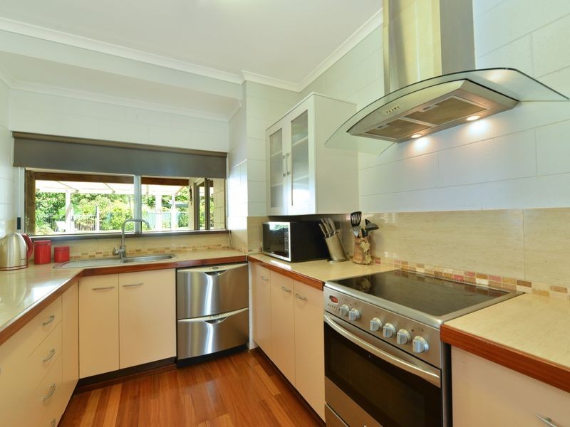 11 Gardiner Close, Brinsmead QLD 4870