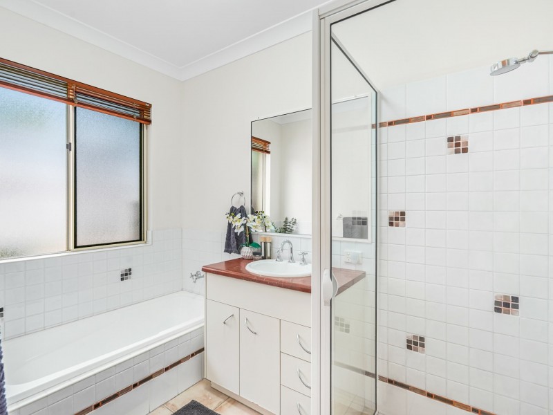 20 Chapel Close, Brinsmead QLD 4870