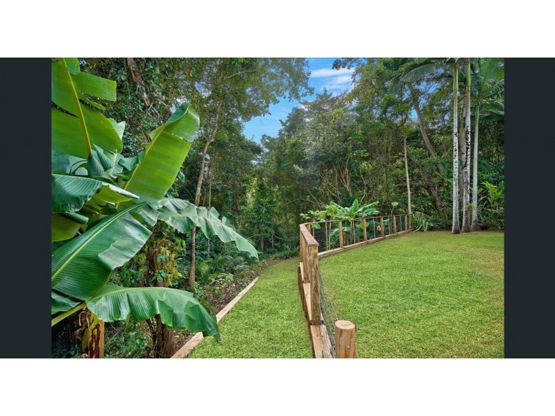 20 Chapel Close, Brinsmead QLD 4870