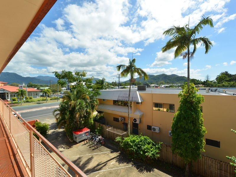 22/324 Sheridan Street, Cairns North QLD 4870