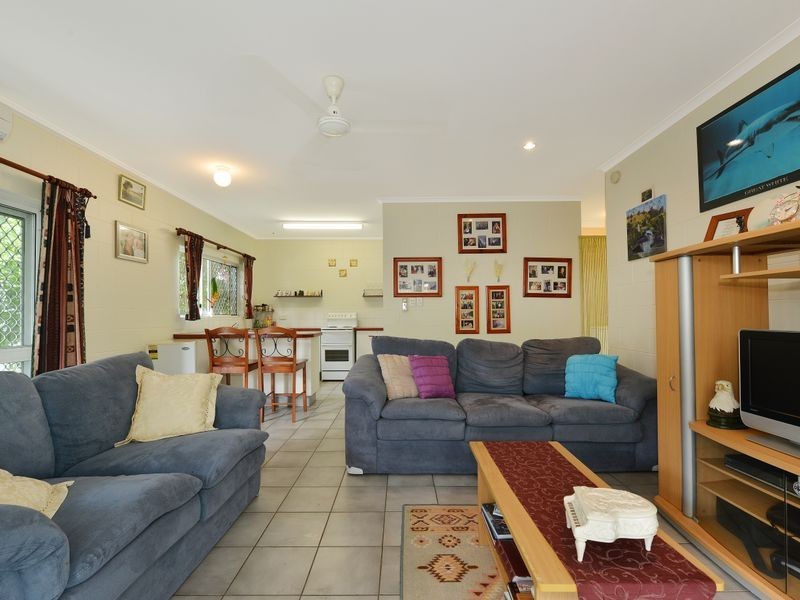 1/3 Ireland Crescent, Whitfield QLD 4870