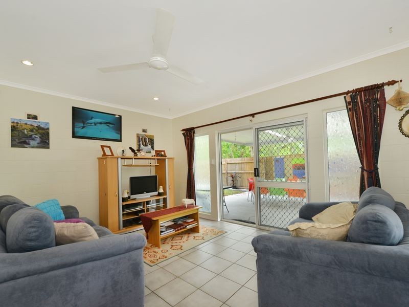 1/3 Ireland Crescent, Whitfield QLD 4870