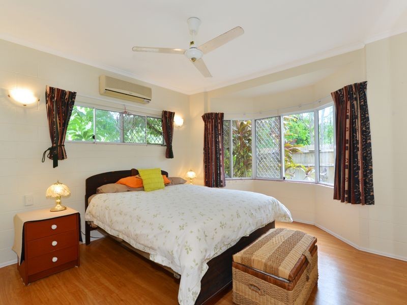 1/3 Ireland Crescent, Whitfield QLD 4870