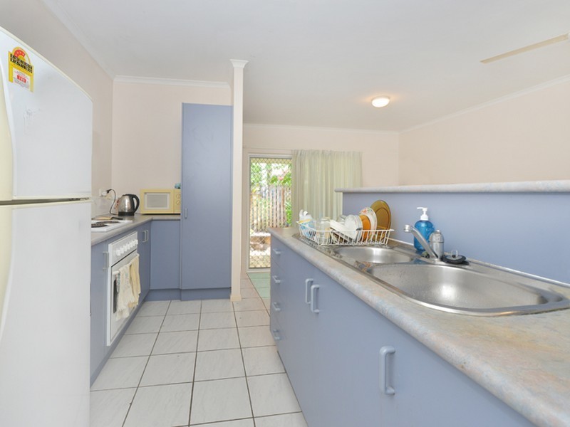 15/2-5 Marella Close, Manoora QLD 4870