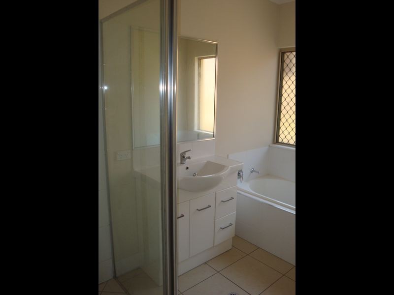 48 Xavier Herbert Drive, Redlynch QLD 4870