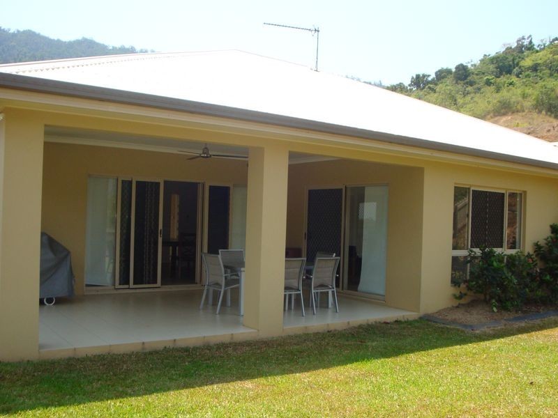 48 Xavier Herbert Drive, Redlynch QLD 4870