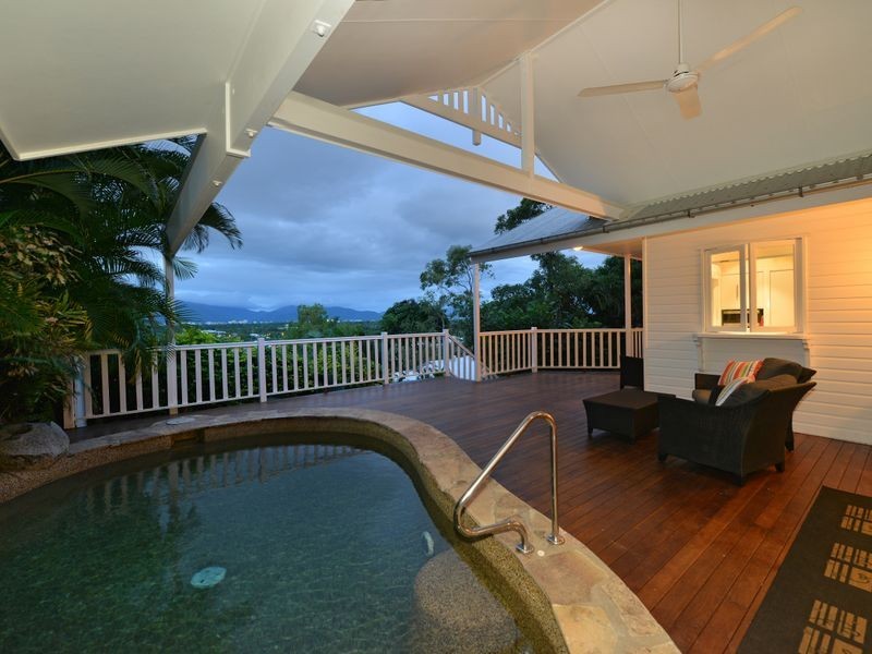 14 Atherton Street, Whitfield QLD 4870