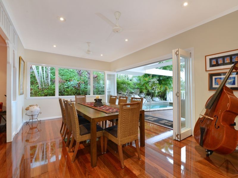 14 Atherton Street, Whitfield QLD 4870