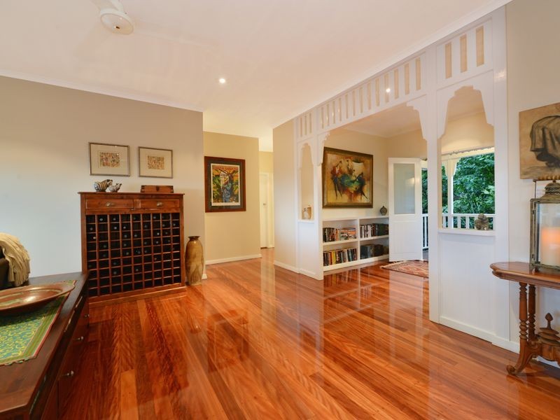 14 Atherton Street, Whitfield QLD 4870
