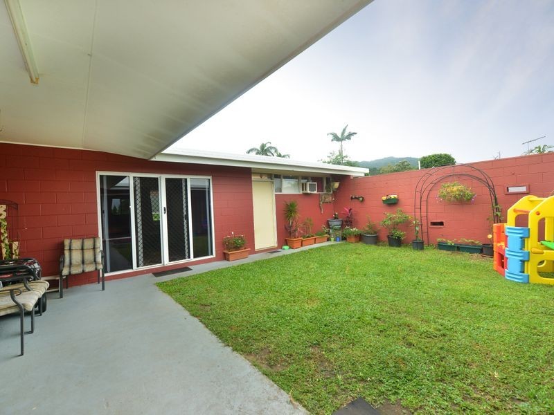 11 Wirrah Street, Bayview Heights QLD 4868