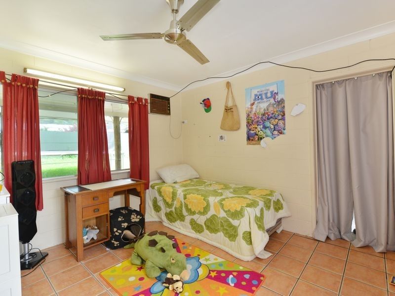 11 Wirrah Street, Bayview Heights QLD 4868