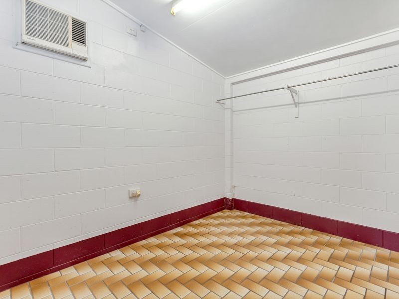 48 Upper Perkins Street, Manoora QLD 4870