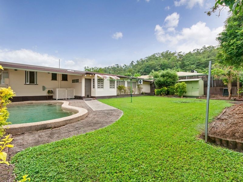 48 Upper Perkins Street, Manoora QLD 4870