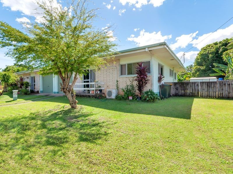 448 McCoombe Street, Mooroobool QLD 4870