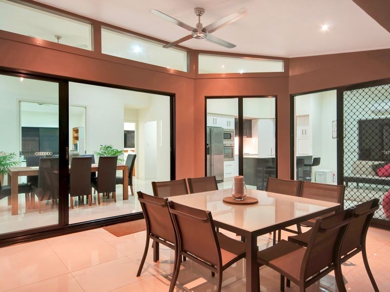 5 Nilla Close, Manoora QLD 4870