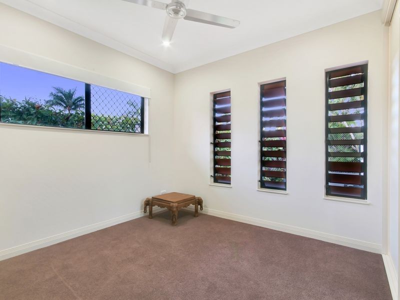 5 Nilla Close, Manoora QLD 4870