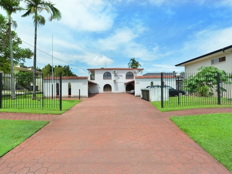 7/3 Crathern Close, Edge Hill QLD 4870