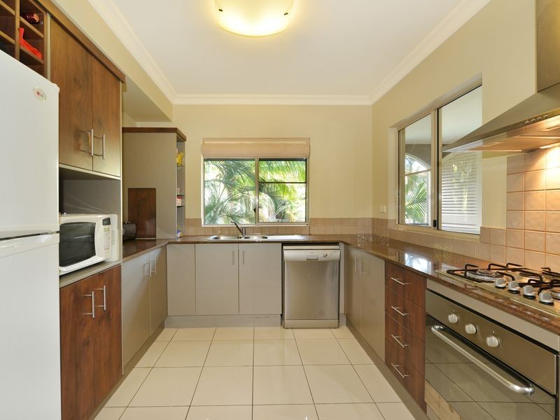 1512/2 Greenslopes Street, Cairns North QLD 4870