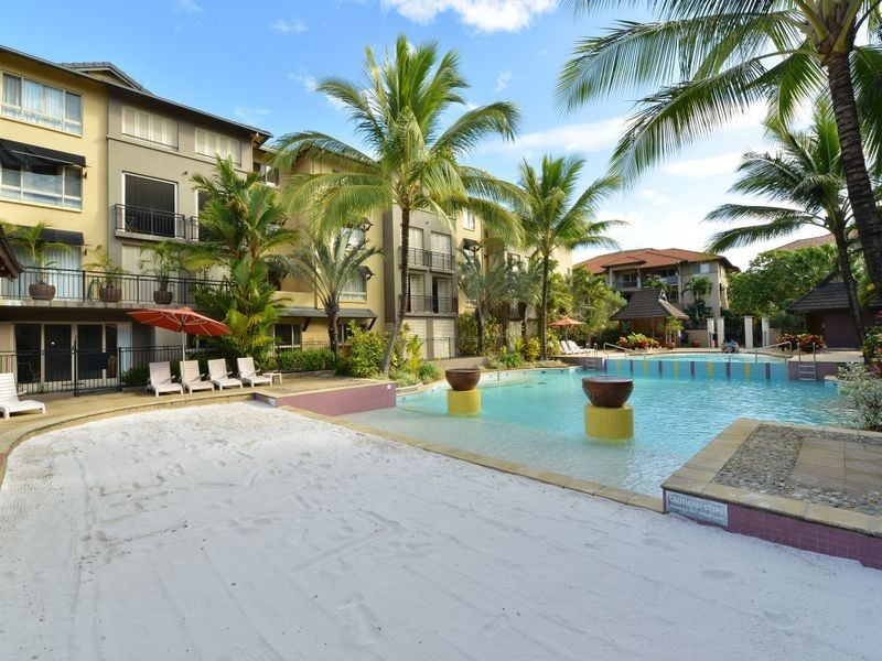 1512/2 Greenslopes Street, Cairns North QLD 4870