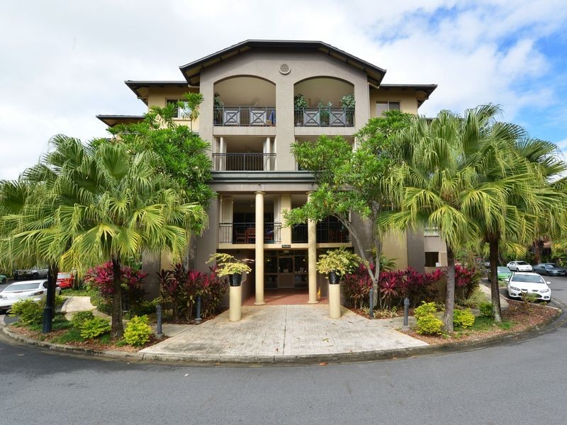 1512/2 Greenslopes Street, Cairns North QLD 4870