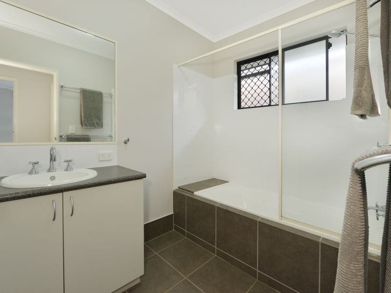 22 Cadell Street, Bentley Park QLD 4869