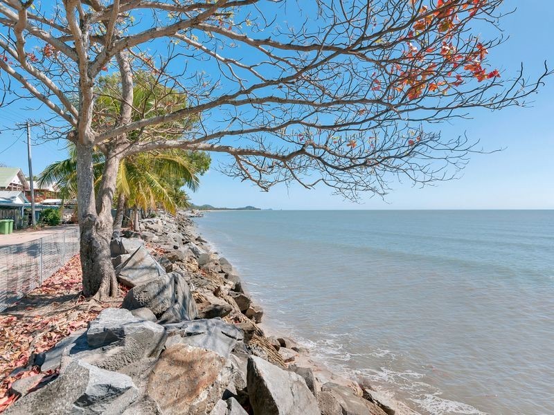 5 Mitchell Street, Machans Beach QLD 4878