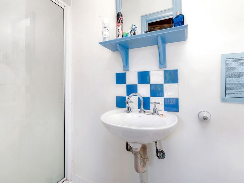 5 Mitchell Street, Machans Beach QLD 4878