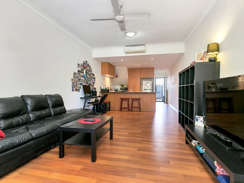 7/9 Grantala Street, Manoora QLD 4870