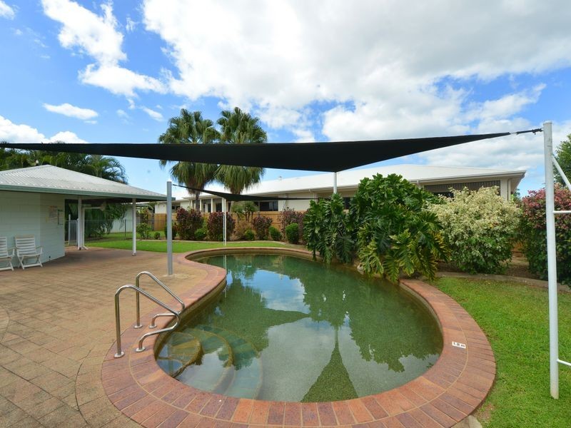 8 60 Swallow Street, Mooroobool QLD 4870