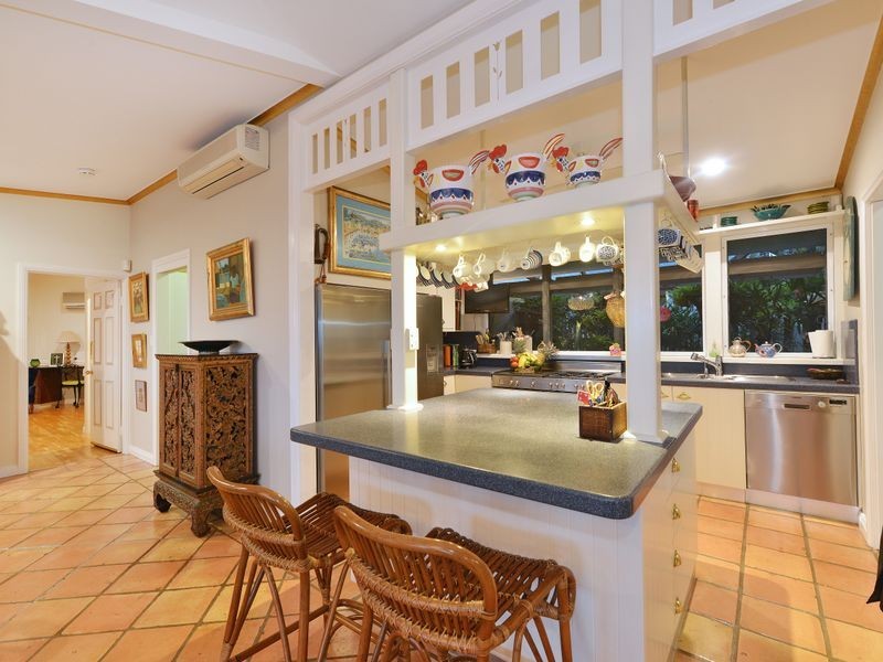 5 Aldinga Close, Whitfield QLD 4870