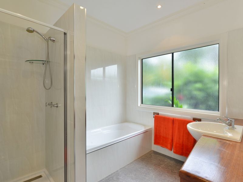 19 Mistletoe Close, Kamerunga QLD 4870