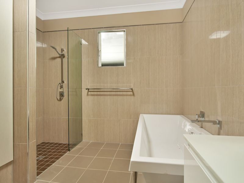 51 City View Crescent, Mooroobool QLD 4870