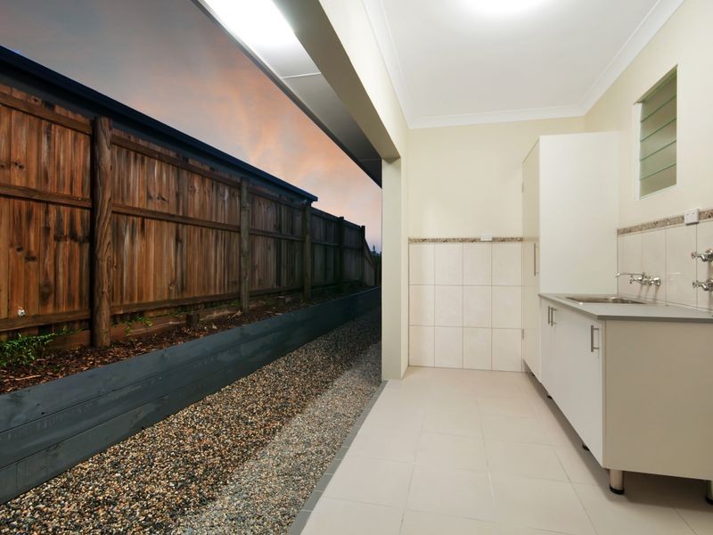 51 City View Crescent, Mooroobool QLD 4870