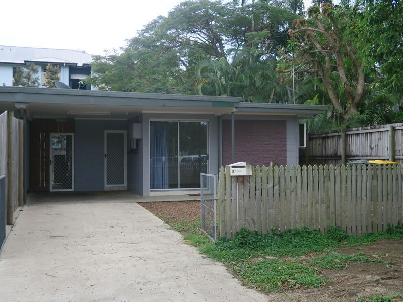 8 Short Street, Cairns North QLD 4870