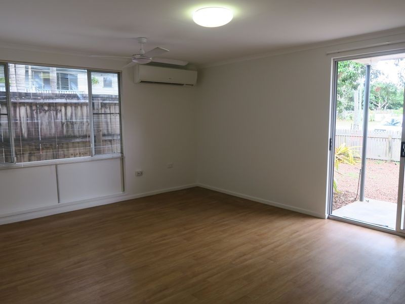 8 Short Street, Cairns North QLD 4870