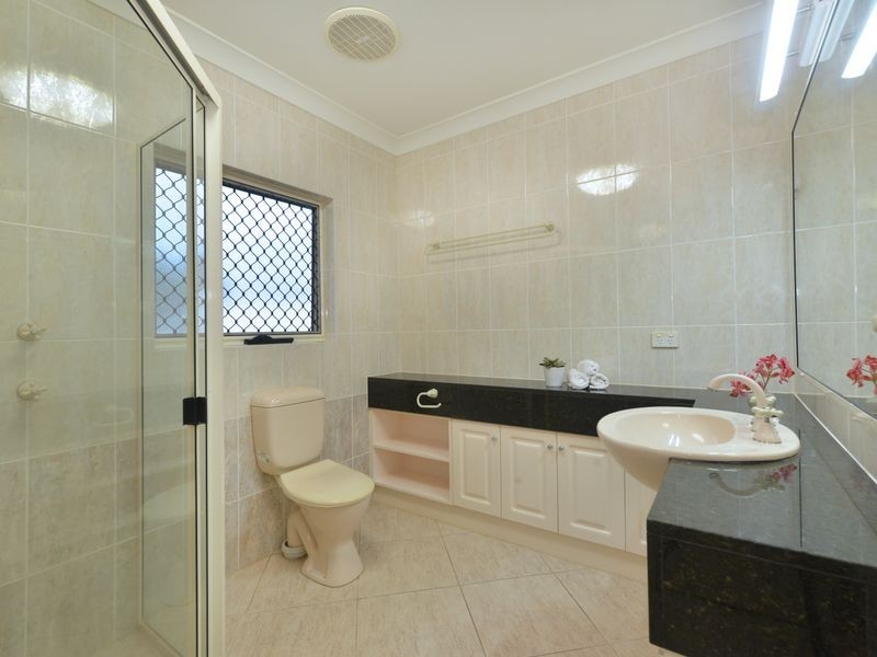 25 Gouldian Street, Bayview Heights QLD 4868