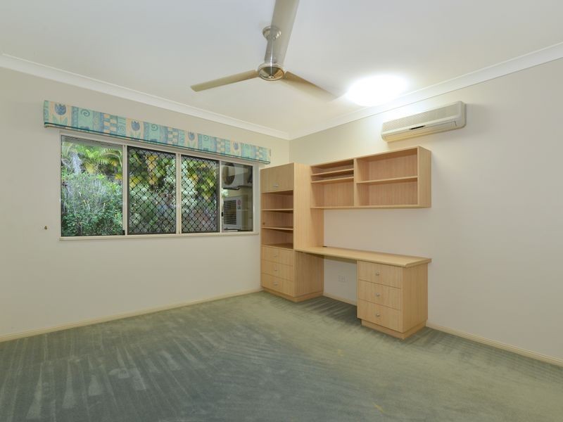 25 Gouldian Street, Bayview Heights QLD 4868