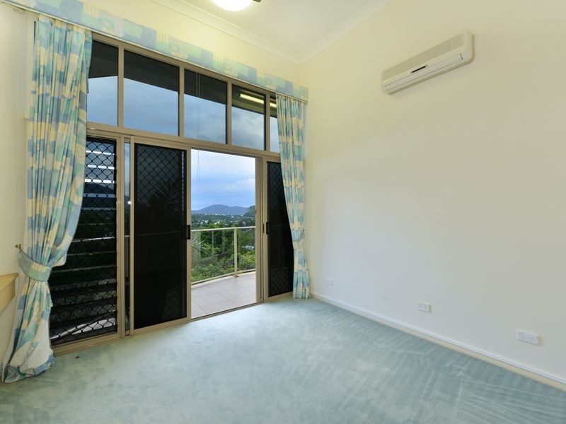 25 Gouldian Street, Bayview Heights QLD 4868