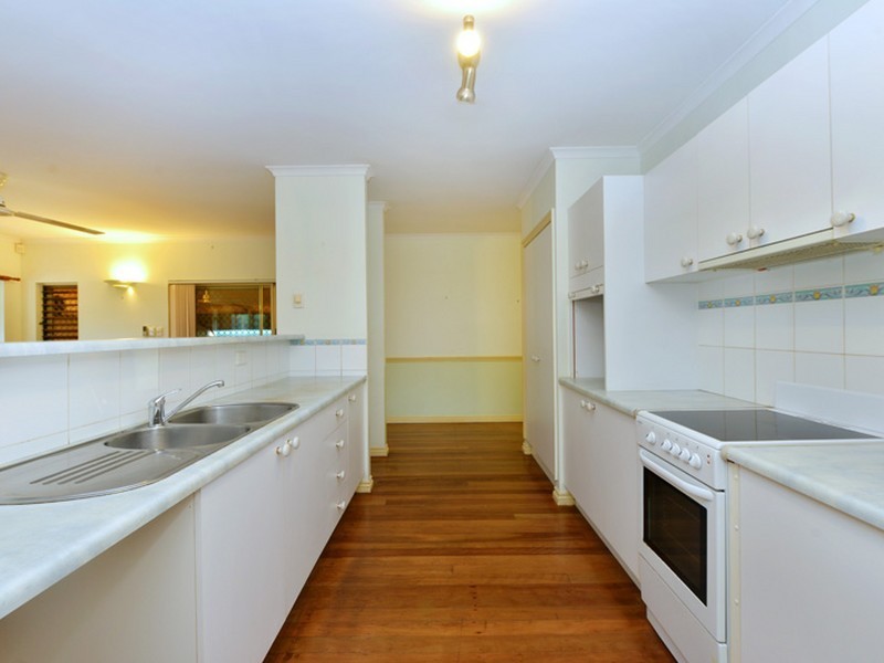 20 Mistletoe Close, Kamerunga QLD 4870