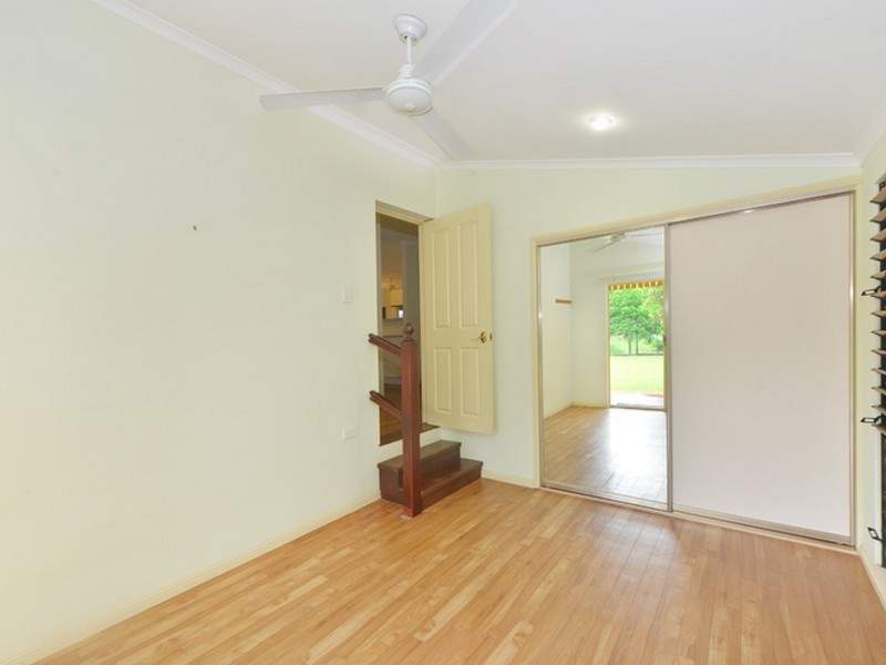 20 Mistletoe Close, Kamerunga QLD 4870