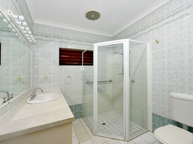 20 Mistletoe Close, Kamerunga QLD 4870