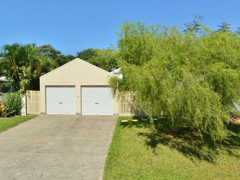 15 Lamb Street, Smithfield QLD 4878