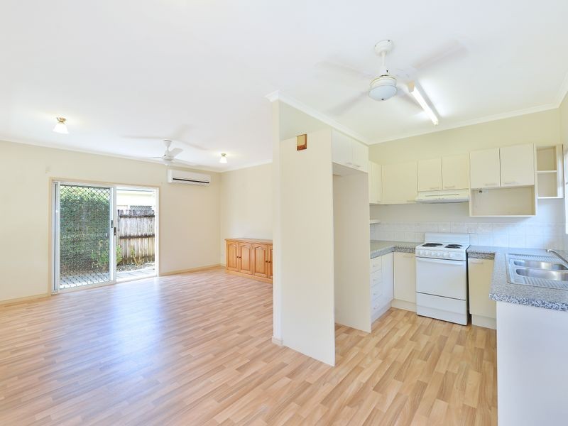 15 Lamb Street, Smithfield QLD 4878