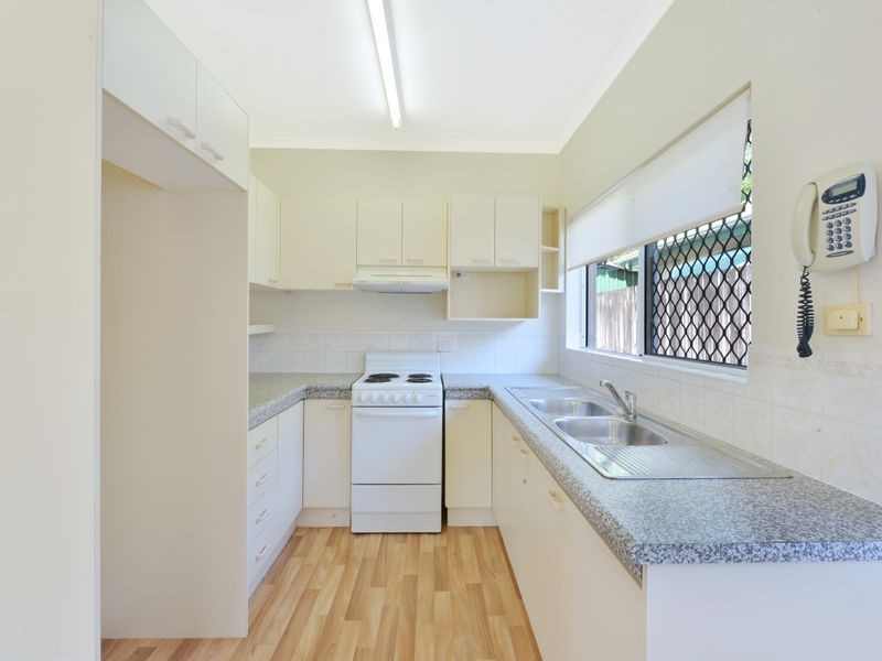 15 Lamb Street, Smithfield QLD 4878