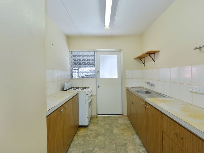 277 Lake Street, Cairns North QLD 4870