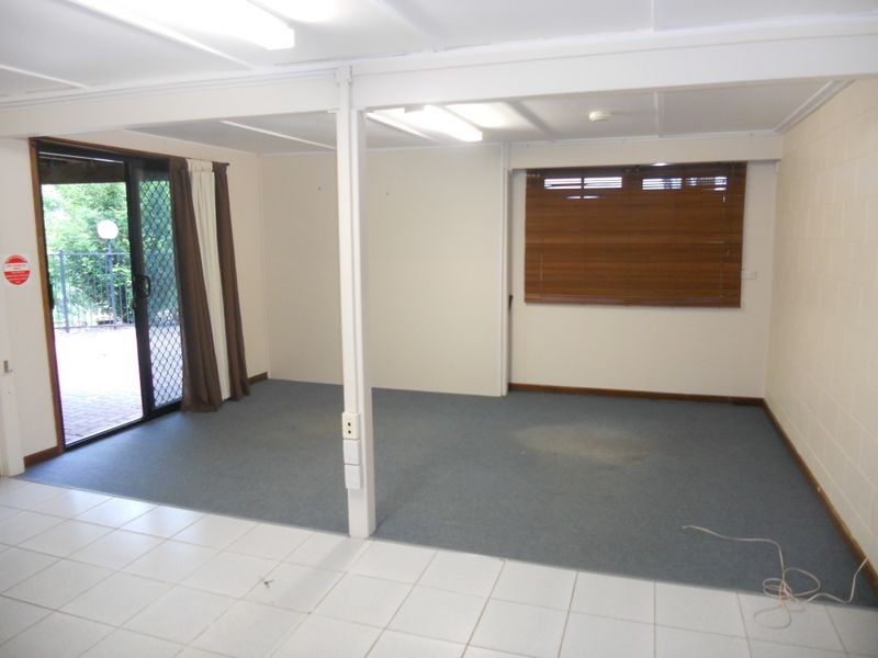 Whitfield QLD 4870