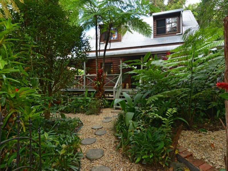 26 Kuranda Crescent, Kuranda QLD 4881