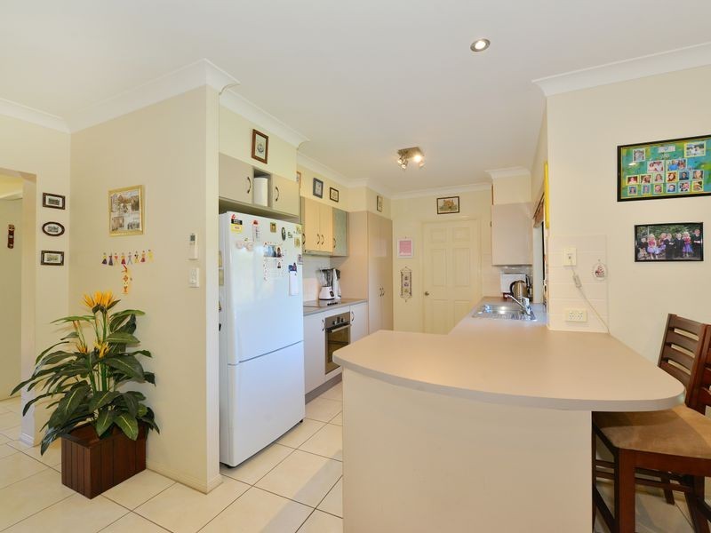 45 Larsen Road, Redlynch QLD 4870