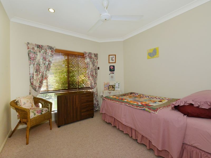 45 Larsen Road, Redlynch QLD 4870