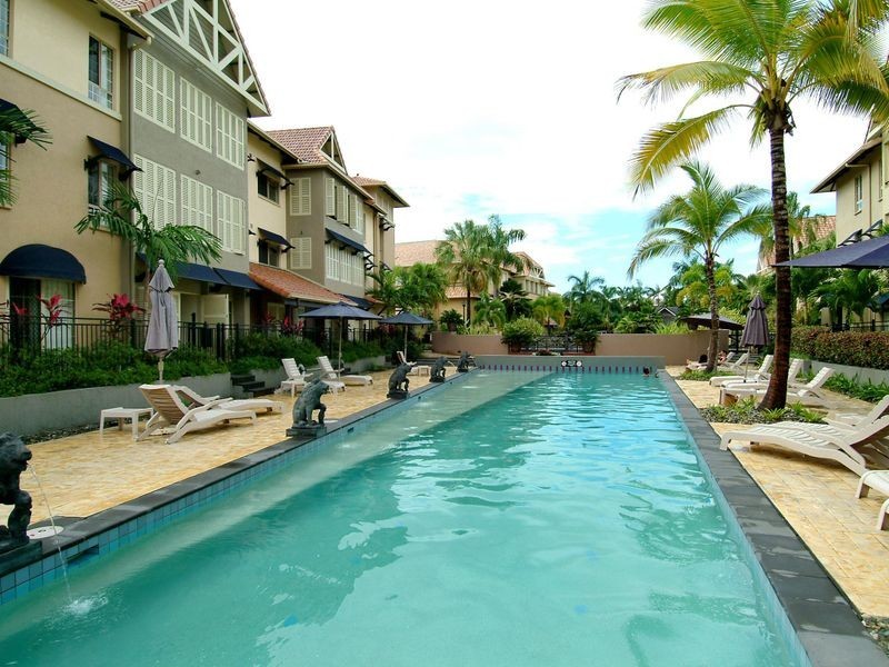 1129/2 Greenslopes Street, Cairns North QLD 4870